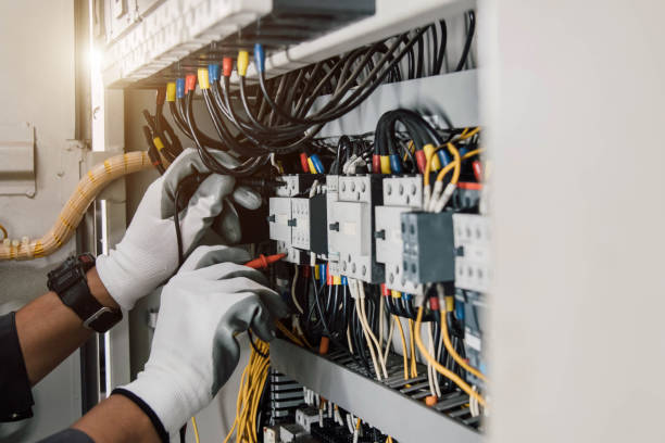 Best Local Electrician Companies  in Shawano, WI